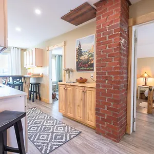  Apartment Craftsman's Loft - Heritage Charm - Ac - 5 Min Dt Canada