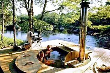 ***** Resort Trout Point Lodge Of Nova Scotia East Kemptville Canada