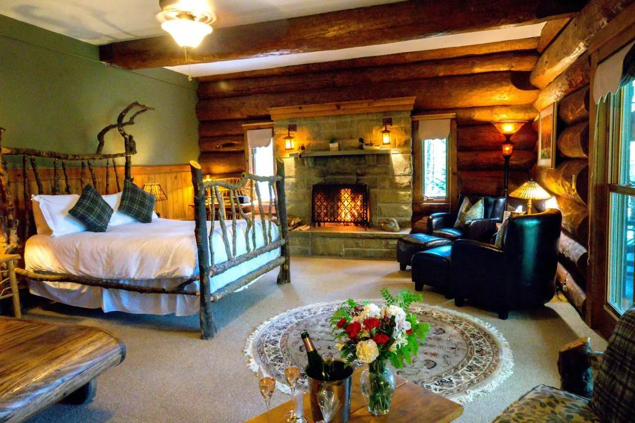Trout Point Lodge Of Nova Scotia East Kemptville 5*,  Canada